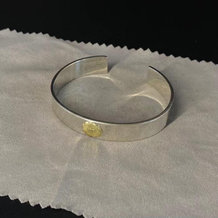 Dot Gold Bracelet
