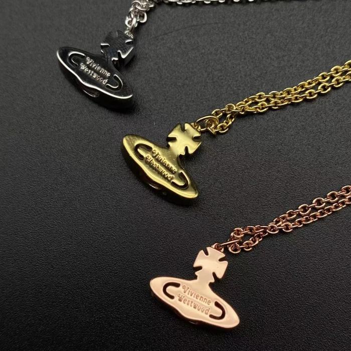 Western Queen Planet pendant necklace