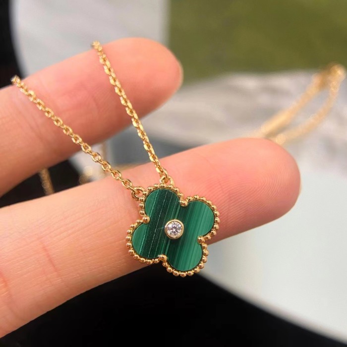 Diamond Four Leaf Grass Necklace