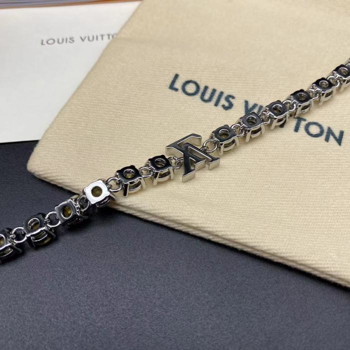 Full diamond bracelet four leaf clover relief logo