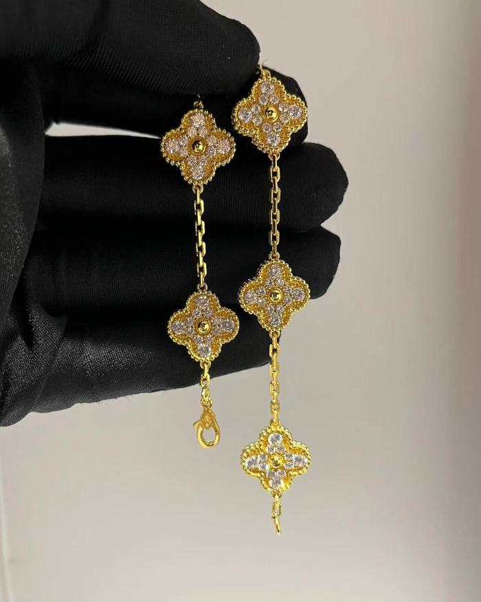 Full Diamond 5 Flower Bracelet