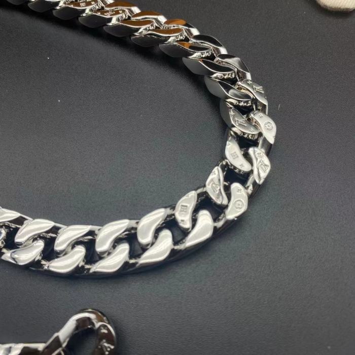 LV钢铁手链项链合集