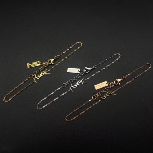 logo small bracelet