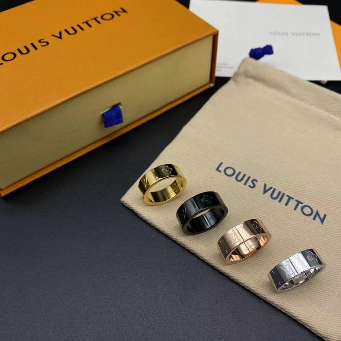 Wide edition embossed ring with logo letters