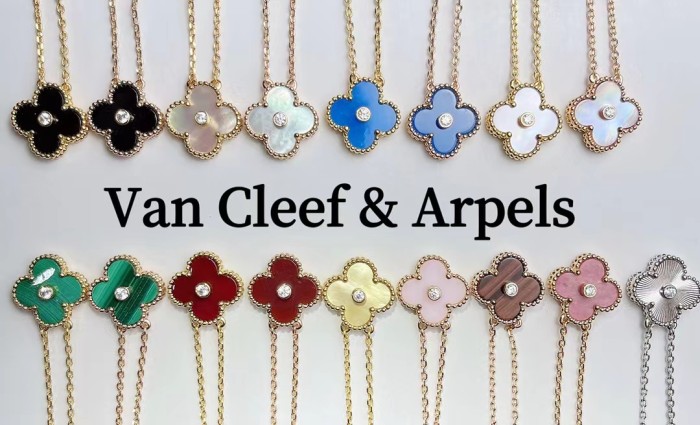 Diamond Four Leaf Grass Necklace