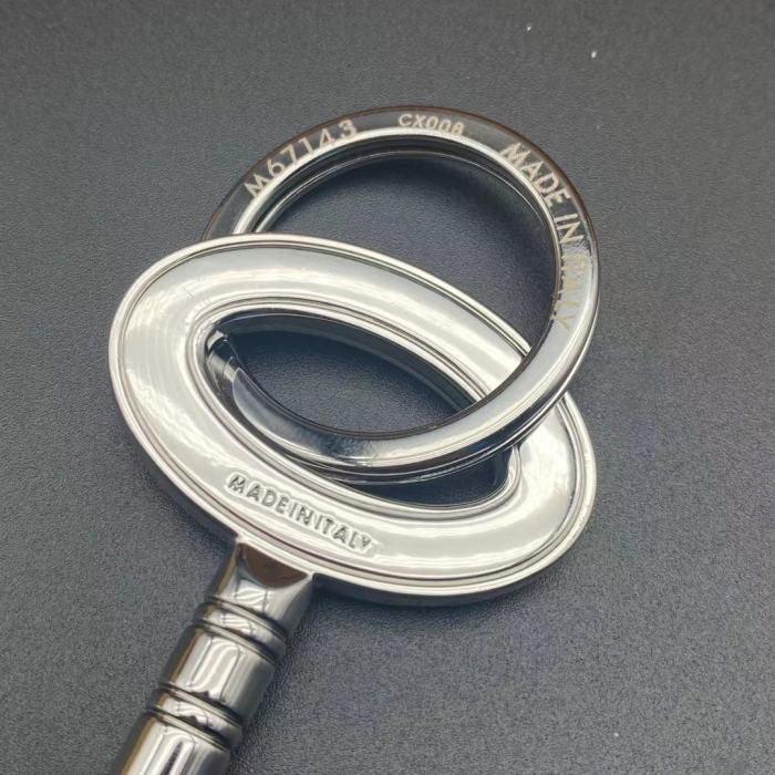 LV钥匙形状钥匙扣