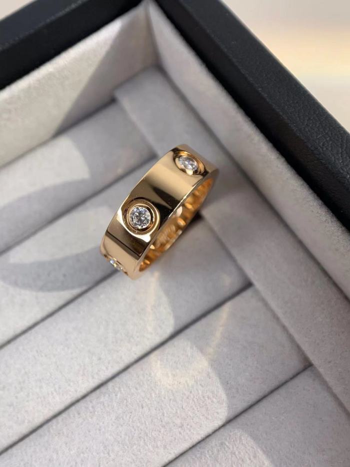 5.5mm smooth tricolor V gold full diamond ring