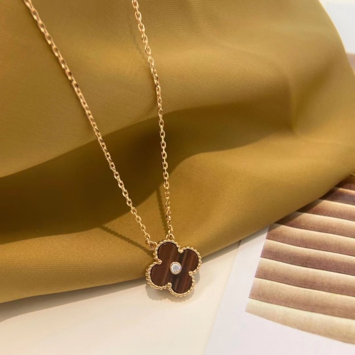 Diamond Four Leaf Grass Necklace