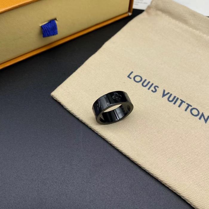 Wide edition embossed ring with logo letters