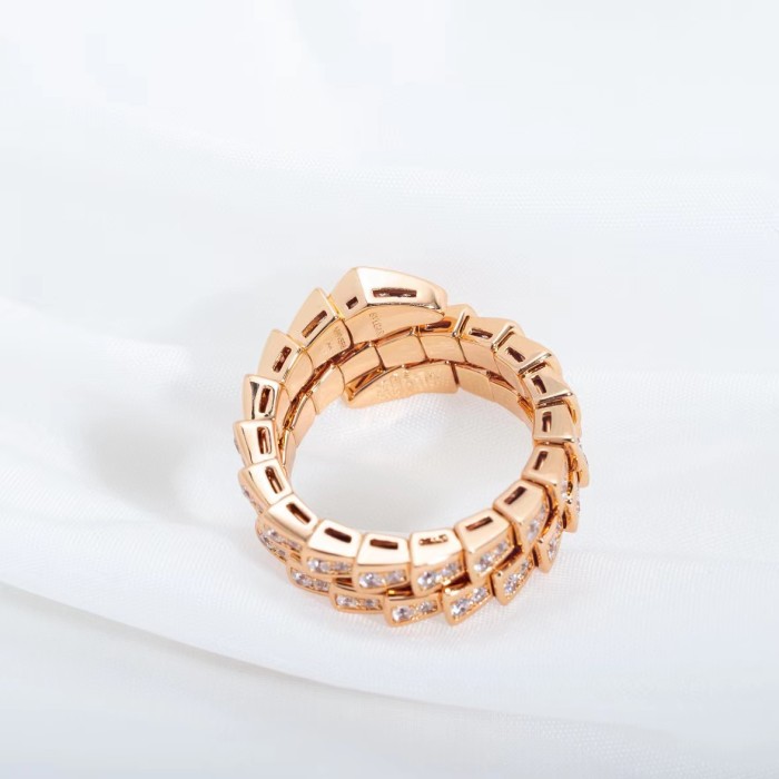 Three layer serpentine ring