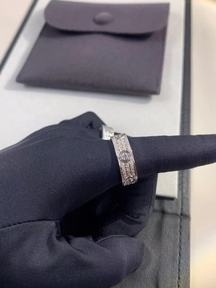 6.5mm tricolor V gold three row full diamond ring