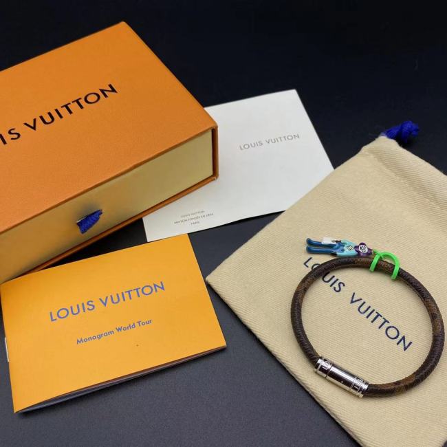 Character Pendant Bracelet