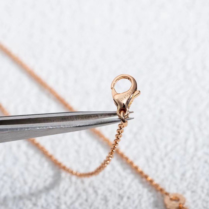 Logo fortune Necklace