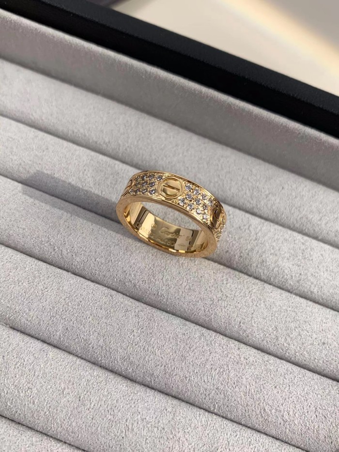 6mm tricolor V gold three row full diamond ring