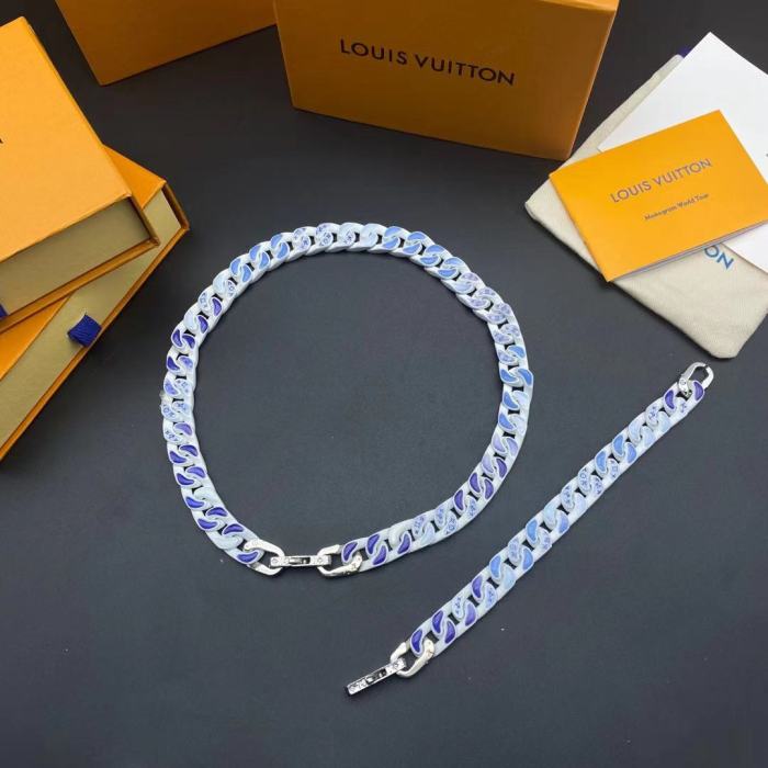 LV骨白蓝手链项链合集