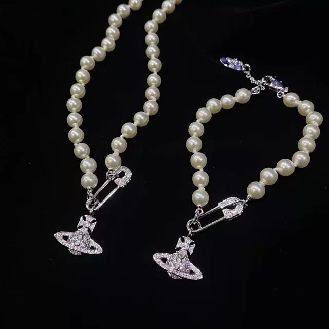 Pearl pin necklace/bracelet