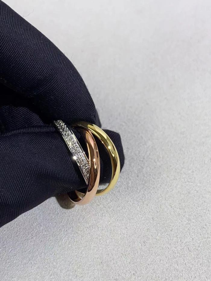 Three in 1 V gold ring