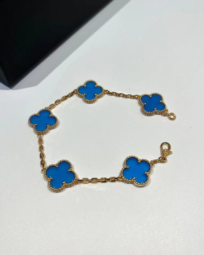 5 Flower Four Leaf Grass Bracelet