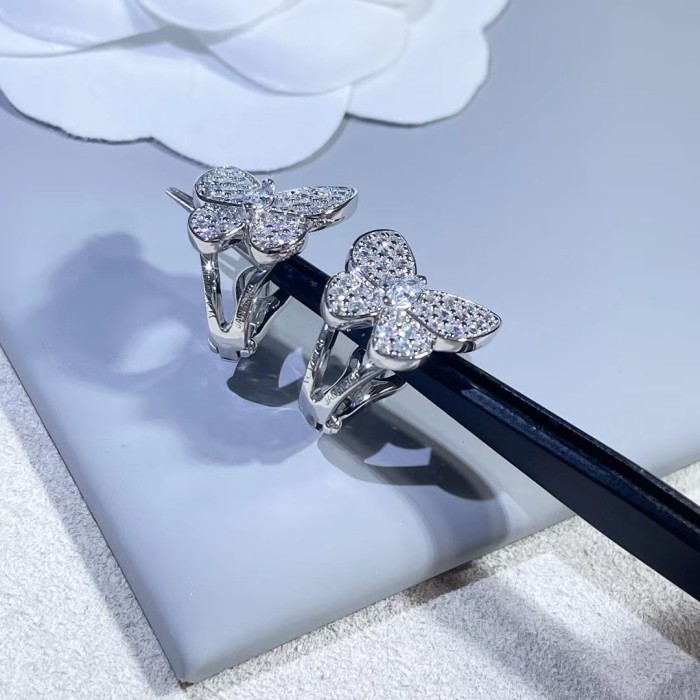 Four-leaved grass earrings, butterfly inlaid with diamonds