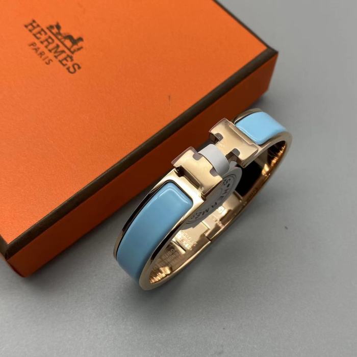 Multicolor letter H logo Bracelet