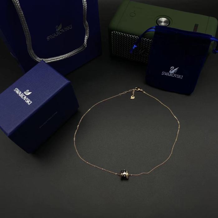 施华洛世奇三指环项链