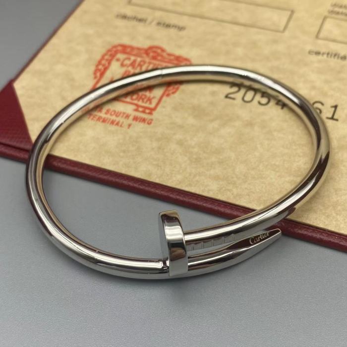 nail Bracelet no diamonds