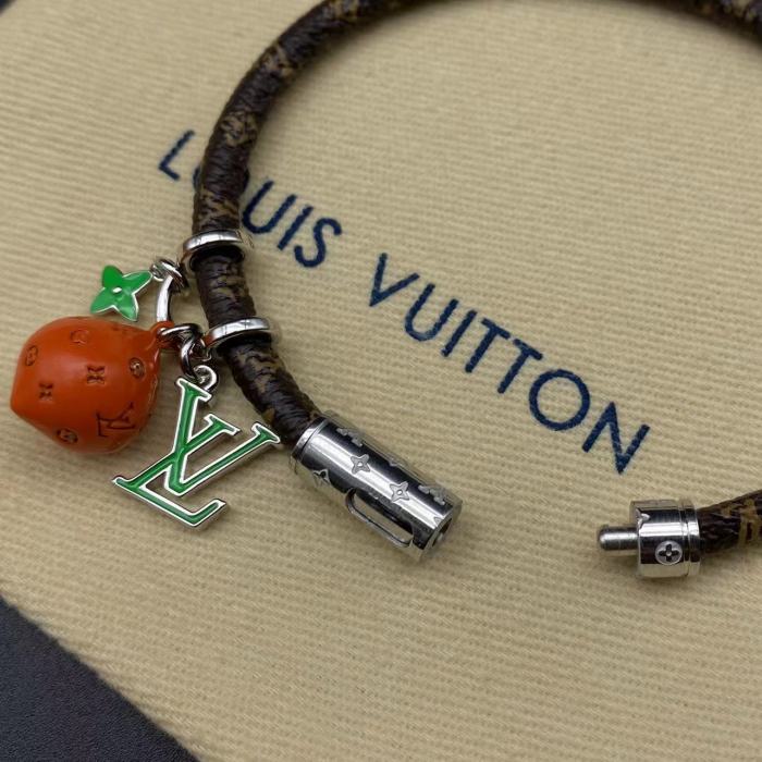 Leather Pendant Bracelet