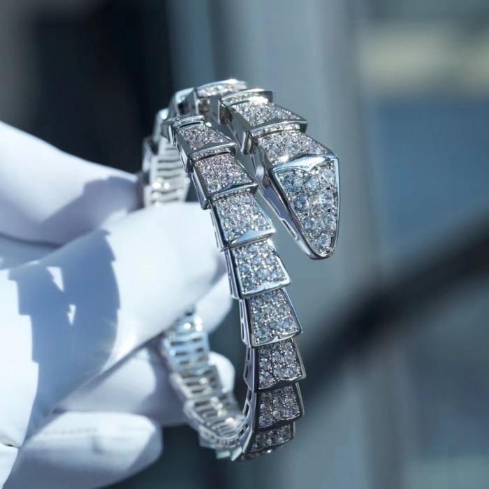 Snake shaped diamond inlaid Adjustable Bracelet