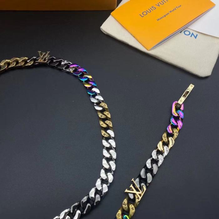 LV彩色带小标手链项链合集