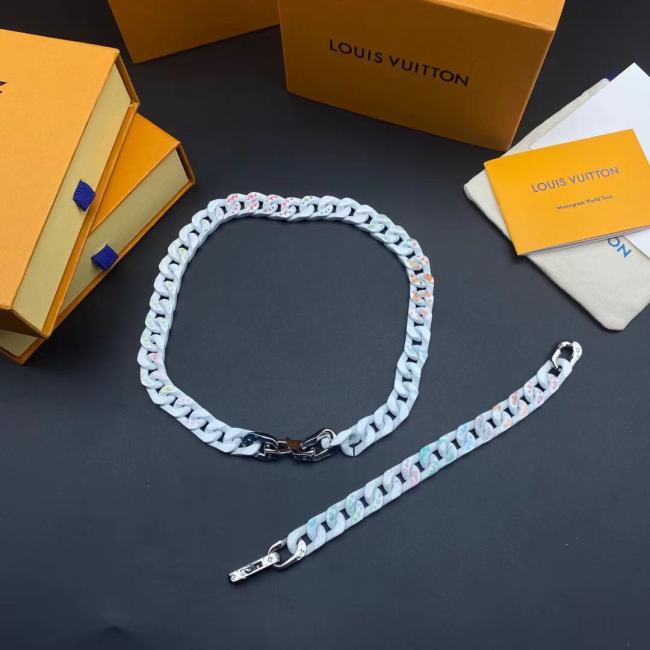 LV骨白手链项链合集