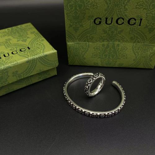 Small Flower Bracelet Ring