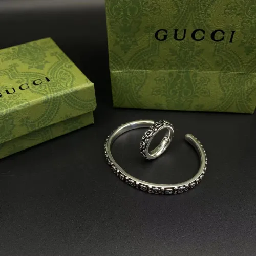 Small Flower Bracelet Ring