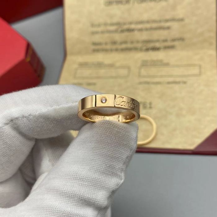 Logo single diamond ring