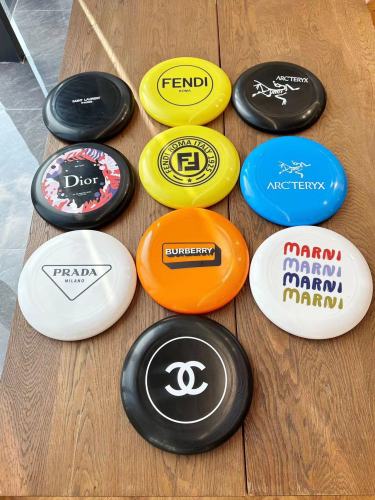 Frisbee