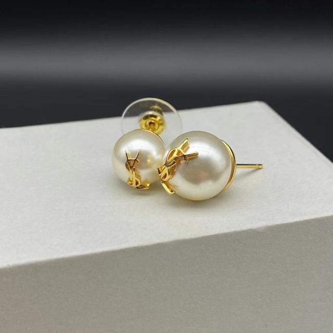 YS home pearl stud earrings