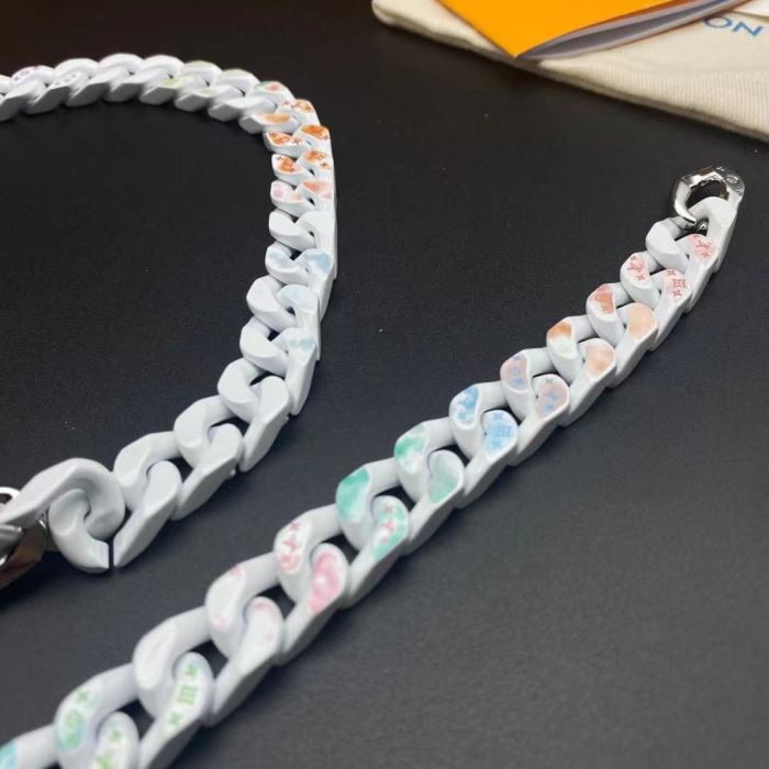 LV骨白手链项链合集