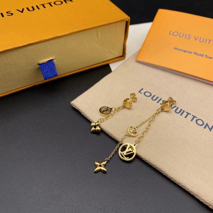 Gold flower three-dimensional Pendant Long chain earrings earrings