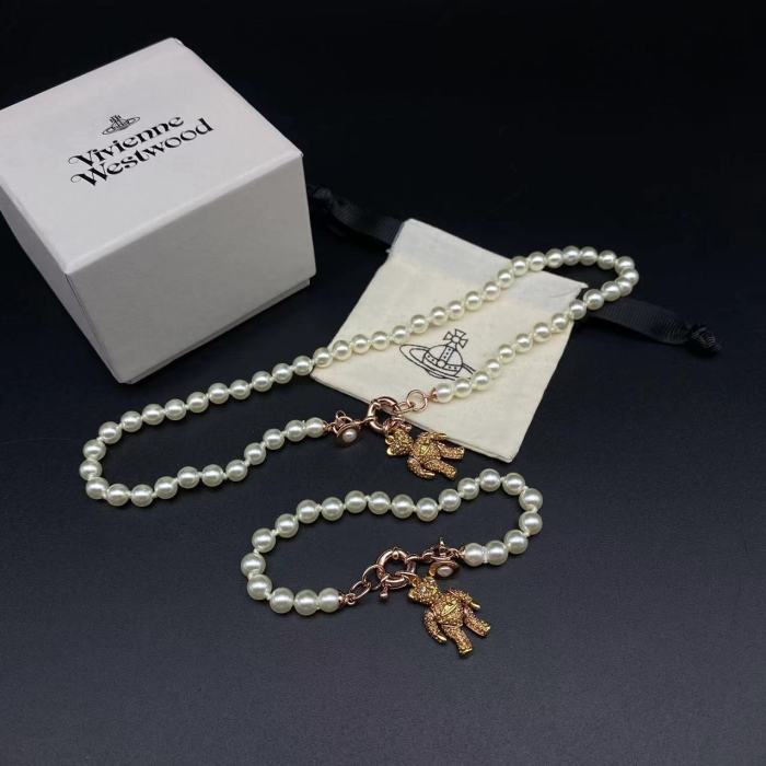 Little Bear Pearl Bracelet/Necklace