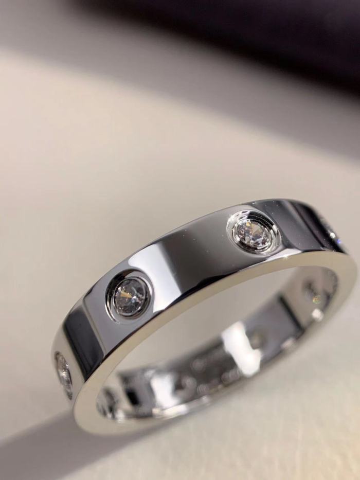 4mm smooth tricolor V gold full diamond ring