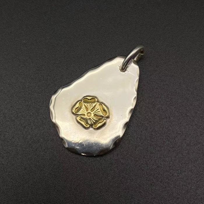 Four types of pendants