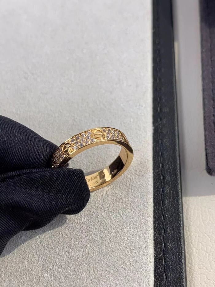 4mm Tri Color V gold three row full diamond ring