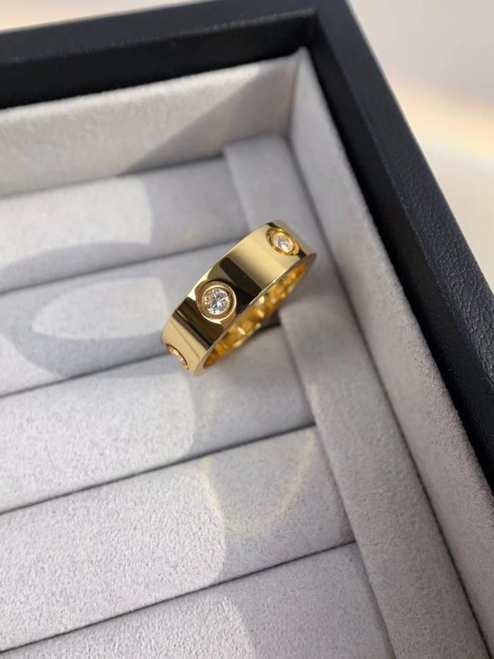 5.5mm smooth tricolor V gold full diamond ring
