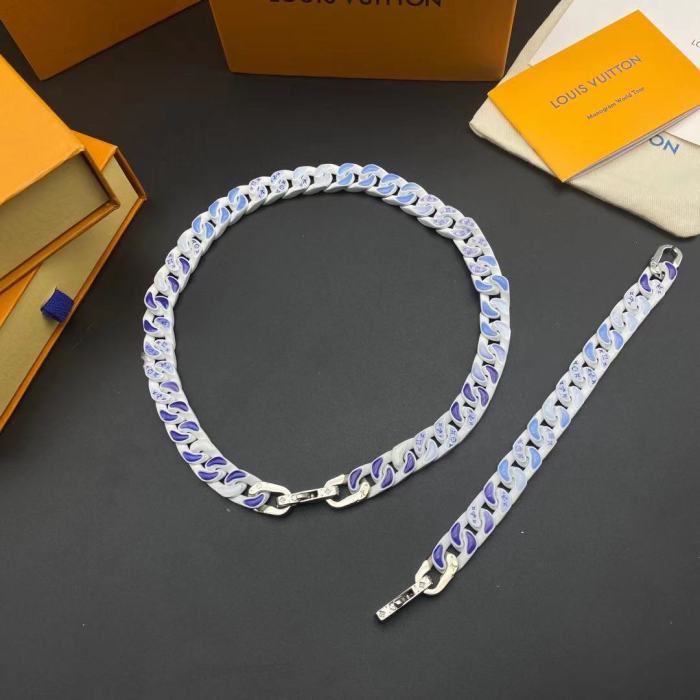 LV骨白蓝手链项链合集