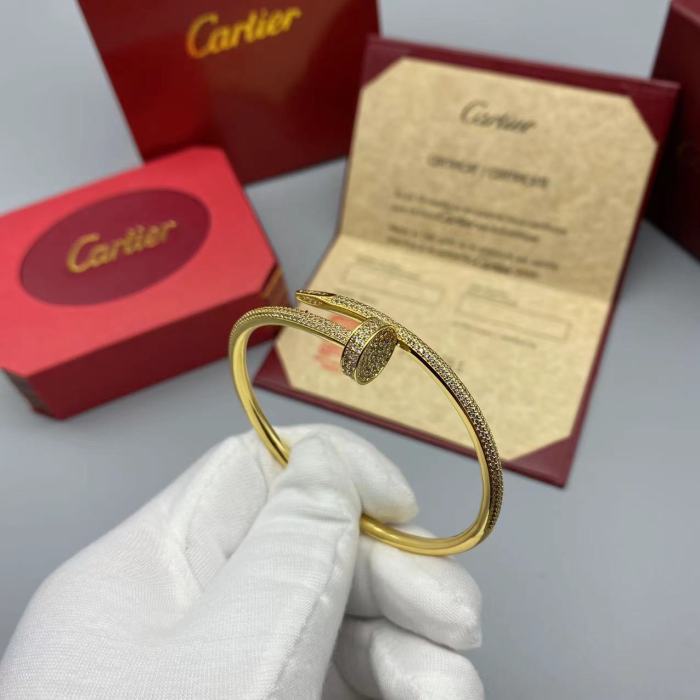 Nail Bracelet full of diamonds