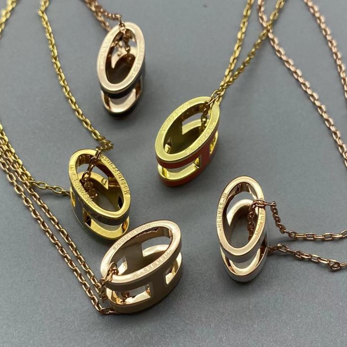 Multicolor letter H Logo Necklace