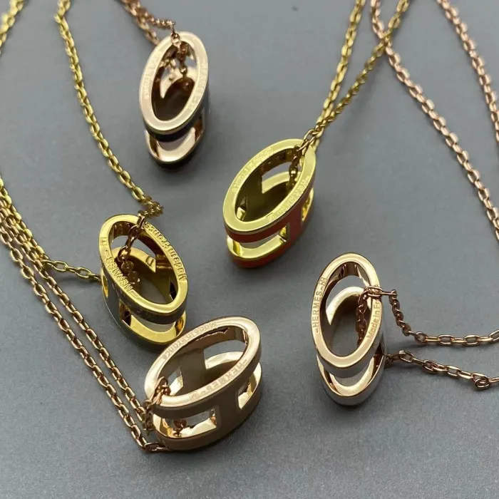 Multicolor letter H Logo Necklace