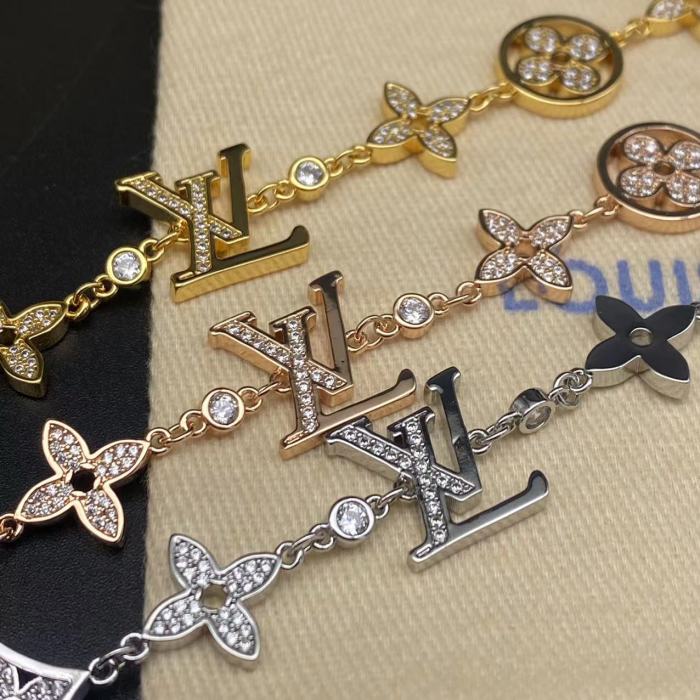 Diamond logo bracelet