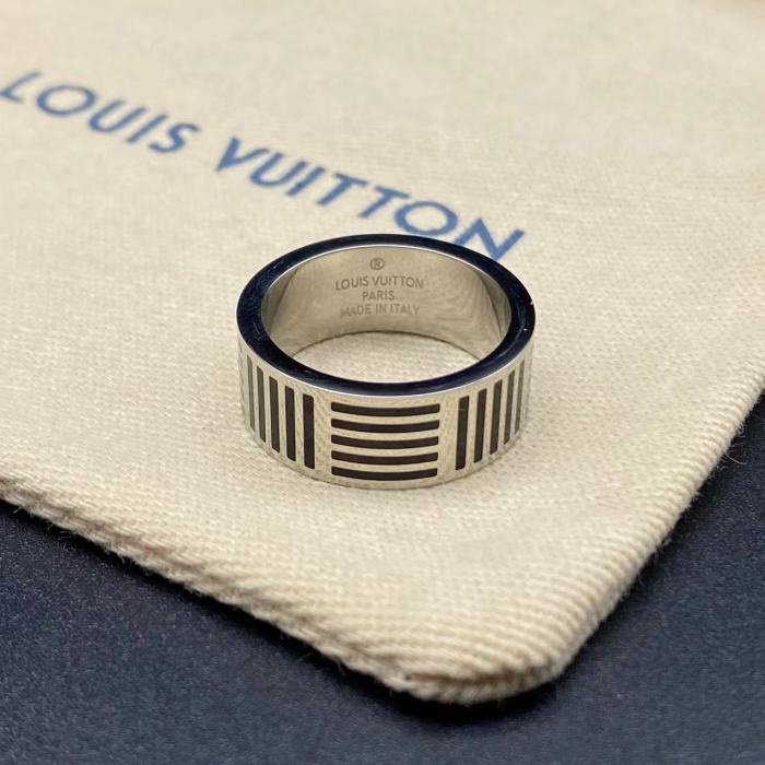 Striped embossed ring