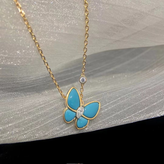 Four-leaved grass necklace fritillaria v gold material