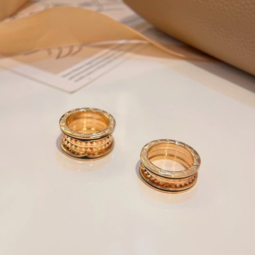 Logo gold plated ring